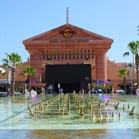 In Playa De Americas With Garden * Playa de las Américas